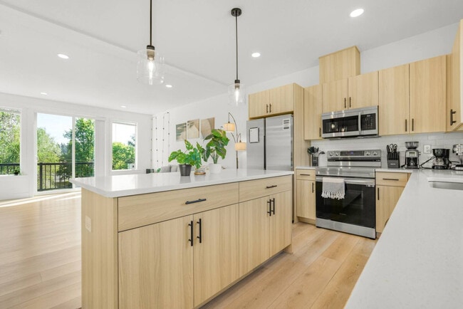 Photo - 3309 NE 42nd Pl Unit ID1334335P