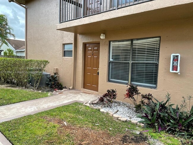 Photo - 10045 Winding Lake Rd Condo Unit 104