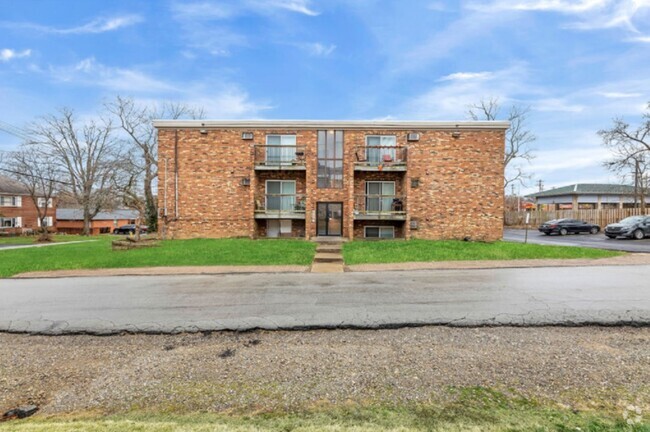 Building Photo - The Roxbury Rental