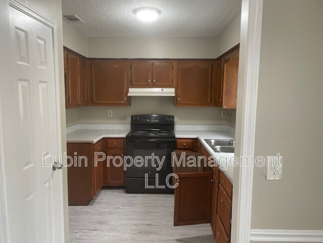 Photo - 4432 Valley Cove