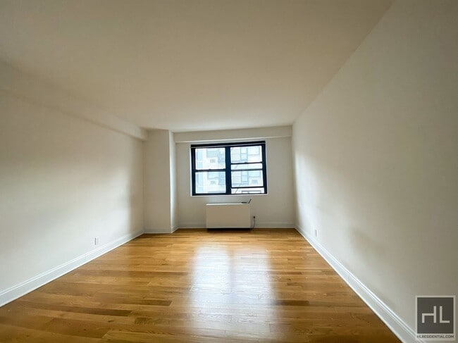 Photo - E 88th St Unit 5A