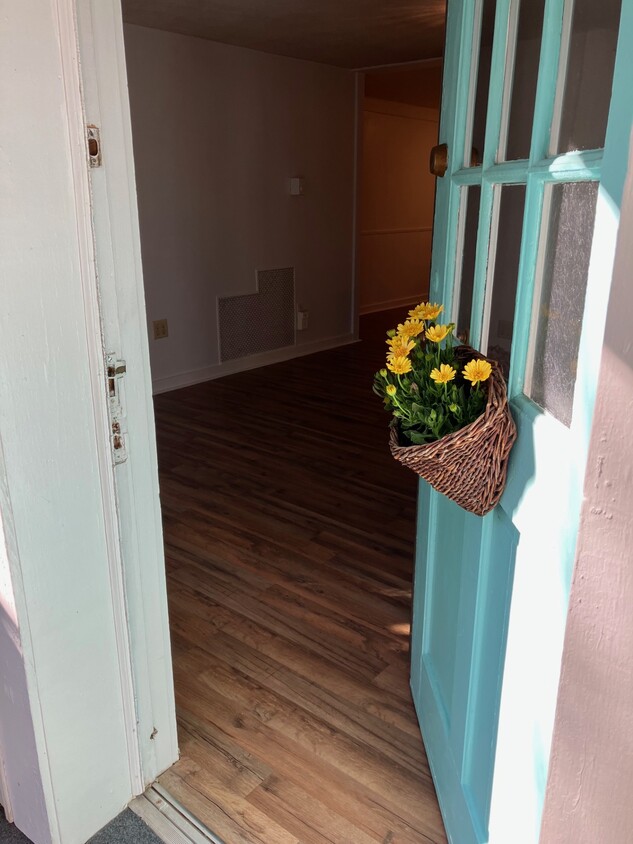 Photo - 4951 Lake Forrest Dr (Atlanta, GA)