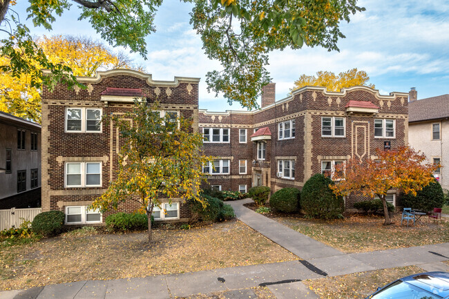 Building Photo - 3528 Pleasant Ave S Rental