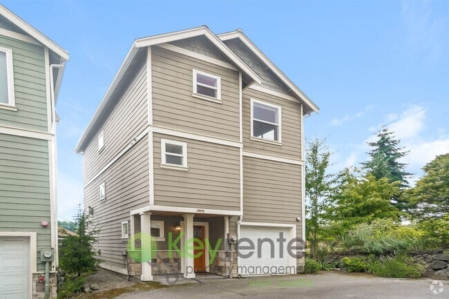 Building Photo - Stunning 3 Bed, 3.5 Bath Seattle Home with...