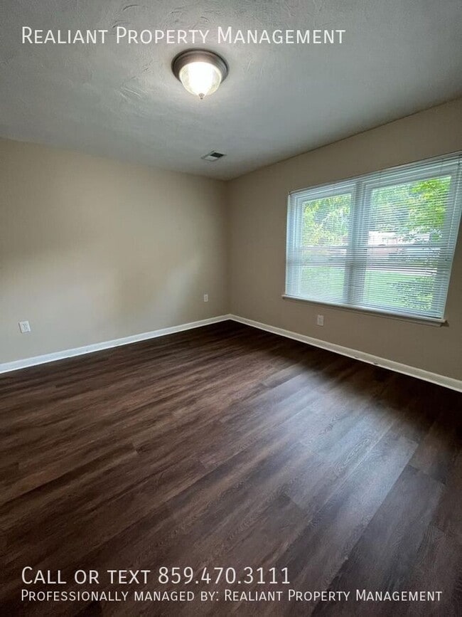 Photo - 317 Bellevue Ave