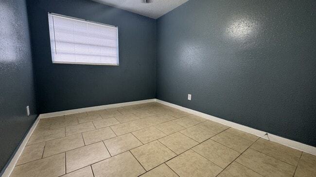 Photo - 1054 Maynard St