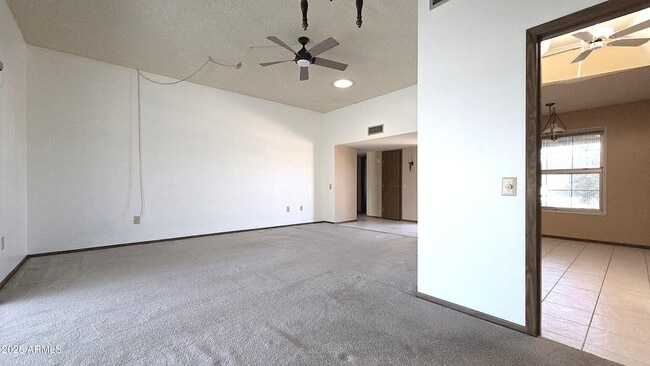 Photo - 11014 W Granada Dr
