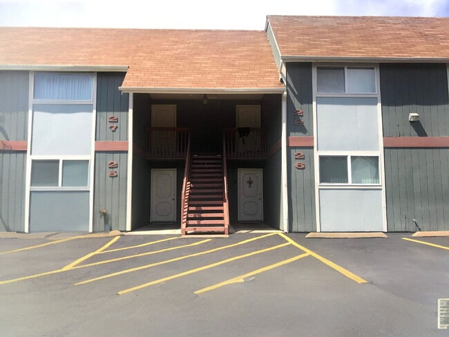 Photo - 146 NE Atkinson Ct Unidad 26