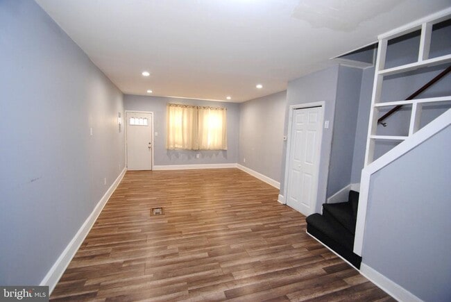 Photo - 416 Lawrence St