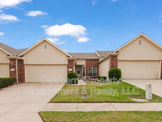 Photo - 252 Heritage Hill Dr