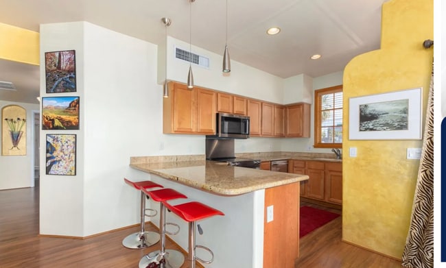 Photo - 630 E Harvill Dr Unit 206
