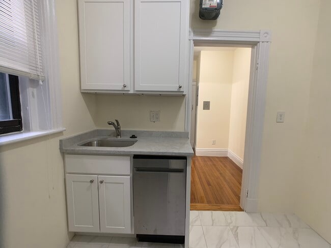 Photo - 27 Saint Lukes Rd