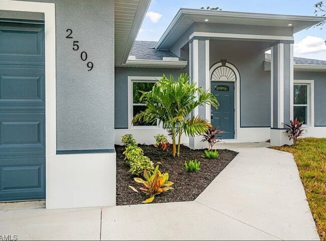 Photo - 3113 46th St W