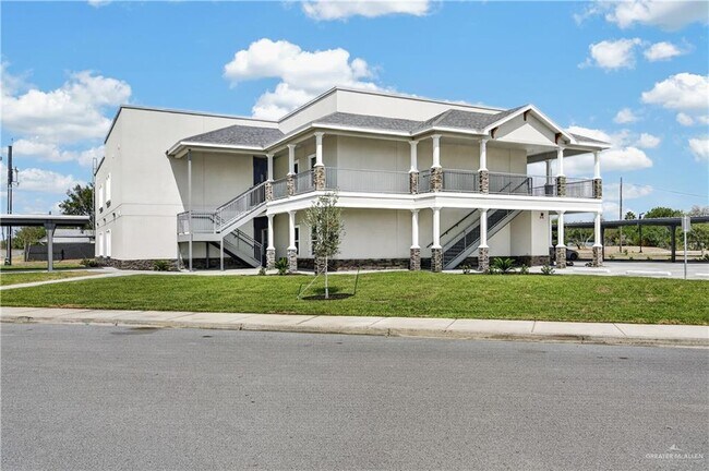 220 W V.F.W. Ave Unit 5