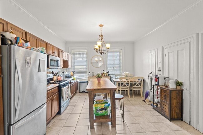 Building Photo - 14 Coles St Unit 1