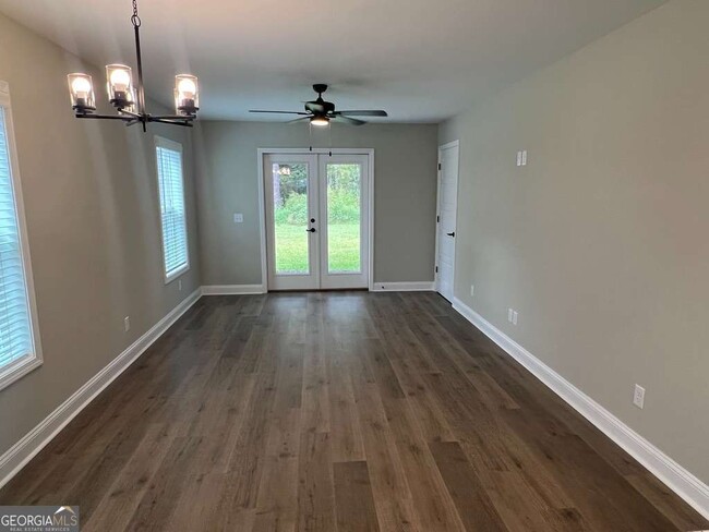 Photo - 401 Madison Ave