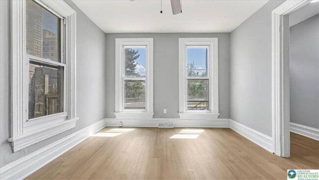 Photo - 841 Jackson St