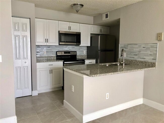 Photo - 2209 Antigua Pl Unit 834