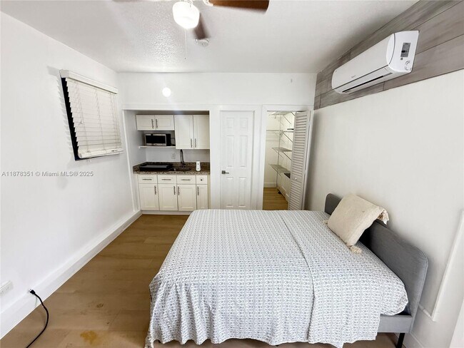 Photo - 190 SW 72nd Terrace Unit A