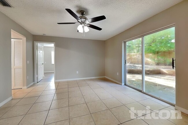Photo - 2415 Woody Trace Ln