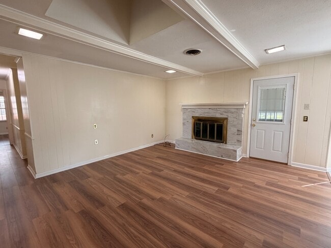 Photo - 2604 McArthur Dr