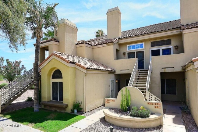 Building Photo - 7675 E McDonald Dr Unit 202 Rental