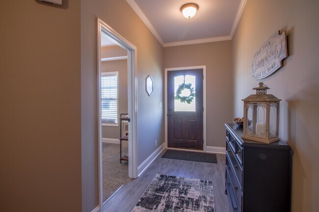 Photo - 169 Dundee Dr