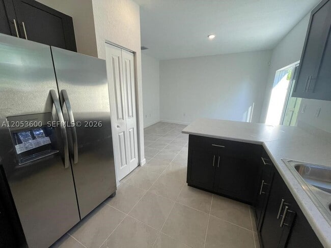 Photo - 2634 SE 11th St