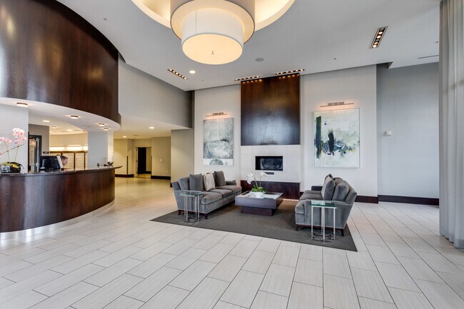 Main Lobby/Concierge Area - 1111 Oronoco St Unit 229
