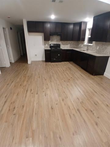 Photo - 729 Oak Landing Cir