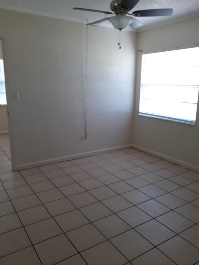 Photo - 2/1 CHULUOTA