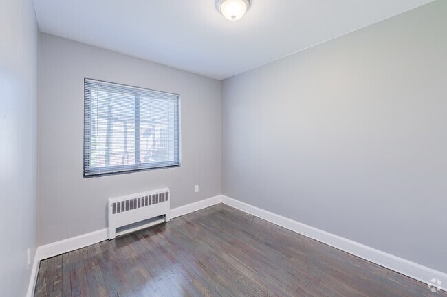 2 BR, 1 BA