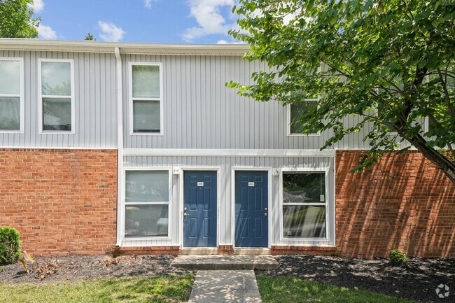 Building Photo - Townhouses of White Oak