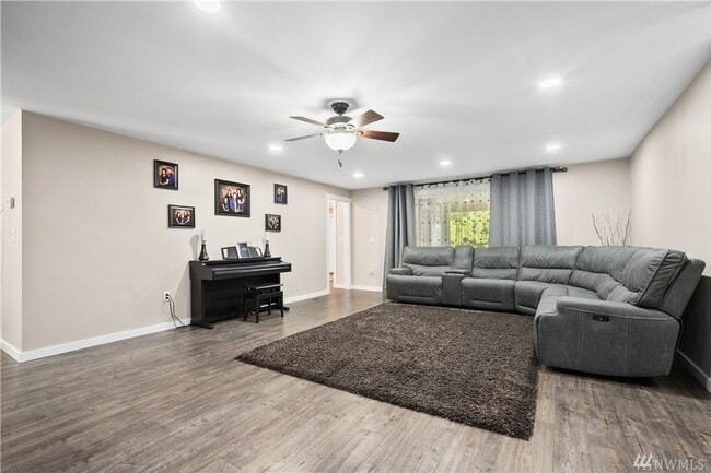 Photo - Beautiful 3 Bed 2 Bath House