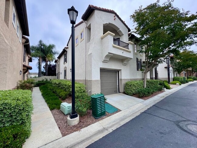 3 Bedroom 2.5 Bath Condo in Gated Communit... - 3 Bedroom 2.5 Bath Condo in Gated Communit...