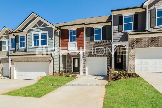145 Aurora Ln