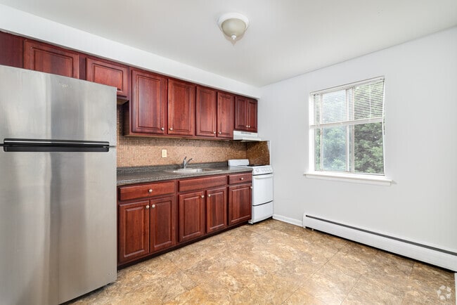 1BR, 1BA - 750SF - Kitchen