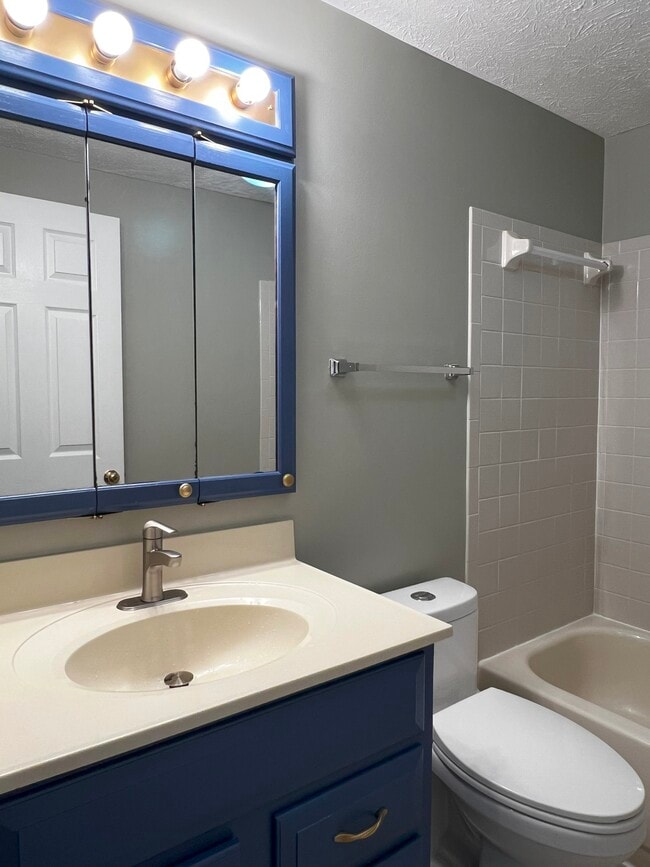 Photo - 561 Cascade Way Townhome