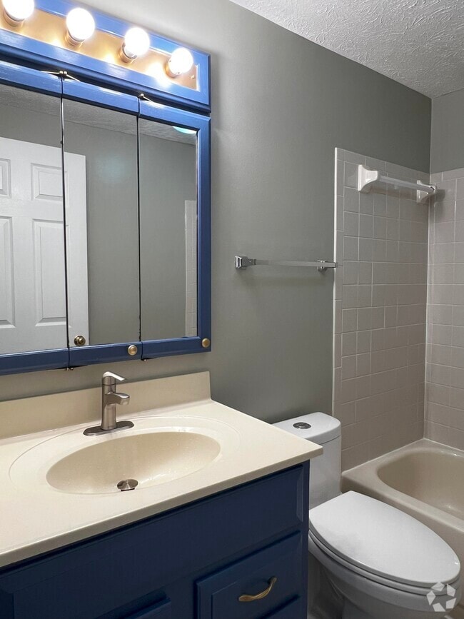 Building Photo - 561 Cascade Way Rental