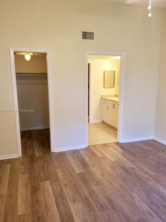 Photo - 21950 Soundview Terrace Unit 209