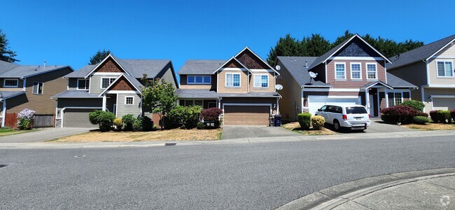 Building Photo - 2501 192nd Pl SE Rental
