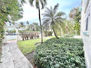 Photo - 1027 Euclid Ave Unit 5