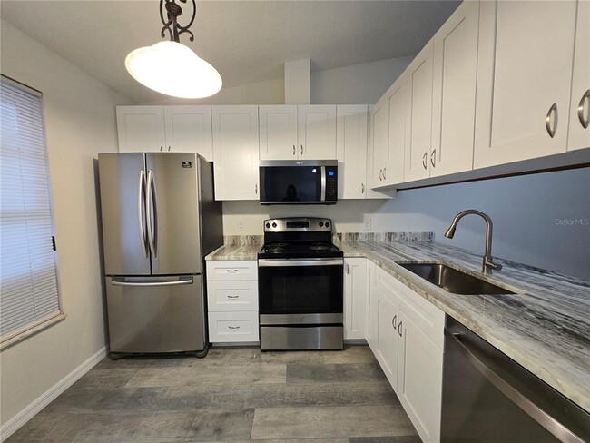 Photo - 6431 Drexel Dr Unit 1