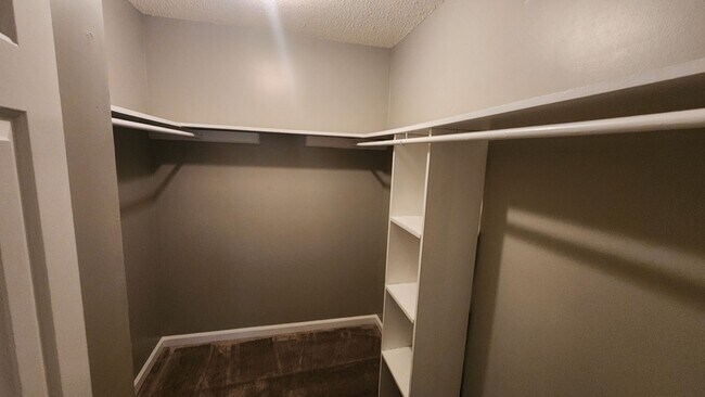 Photo - 4438 Bonnell Dr NW Unidad A