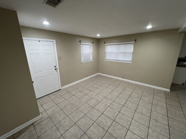 Photo - Newly updated!  3 bedroom, 1.5 bath home o...