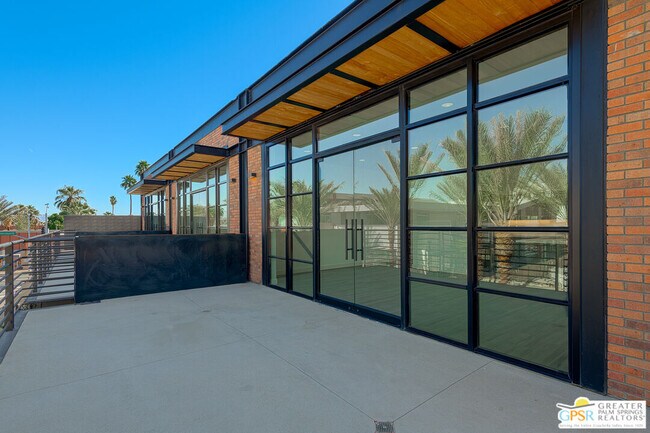 111 N Palm Canyon Dr Unit 201