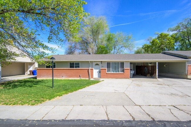 Building Photo - 259 E 8355 S