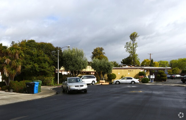 Photo - Mark II Apartments