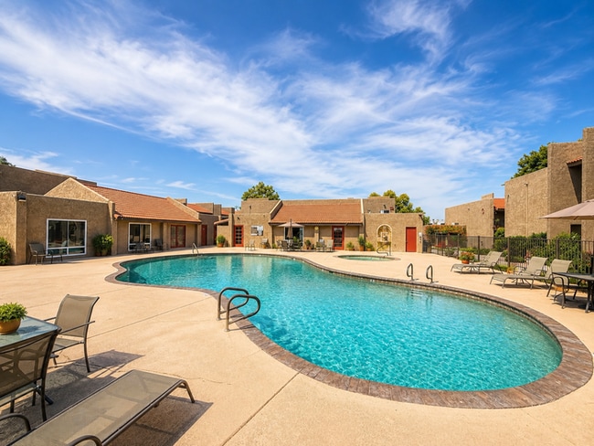 5525 E Thomas Rd Unit 6
