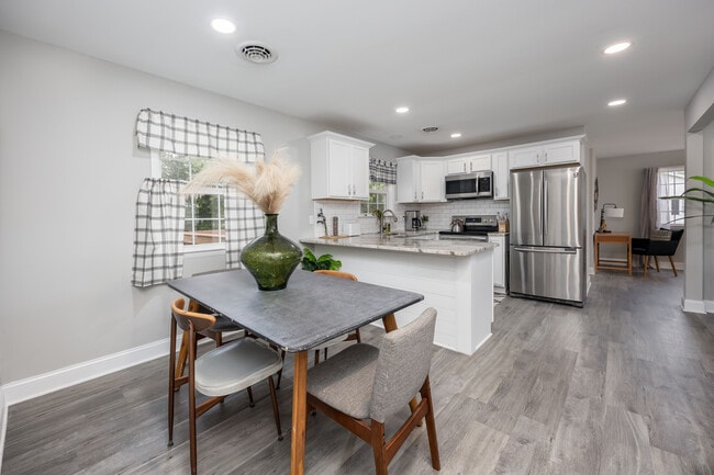 Photo - 32710 Mount Hermon Rd